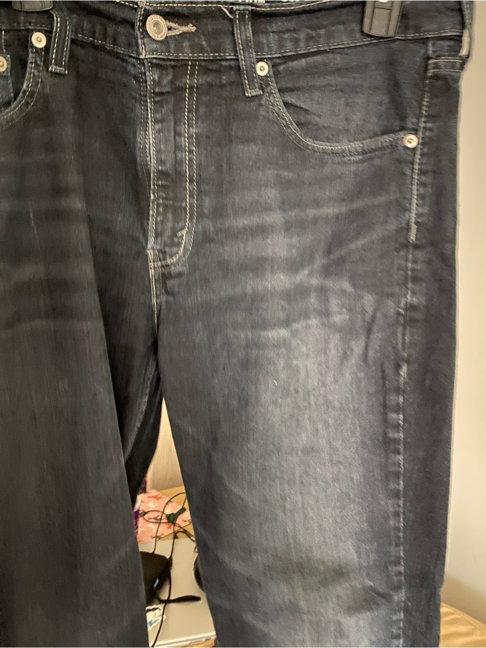 Levi's Men's Dark Gray Relaxed Jeans